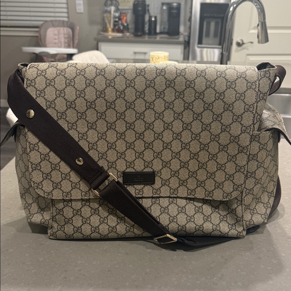Gucci Beige GG Supreme Messenger with Dark Brown Strap